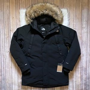 The North Face Men’s New Outerboroughs Black Parka